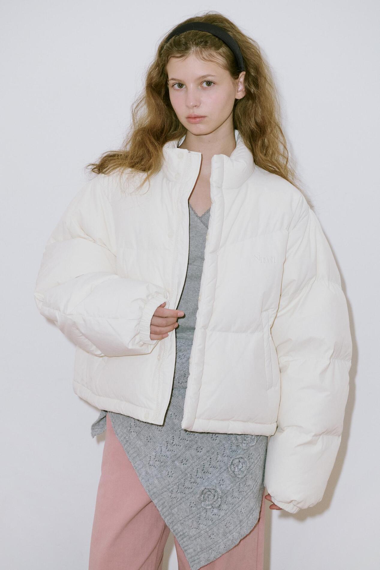 Qoo10 シヌーン [Sinoon] PUFFER ロゴ シ