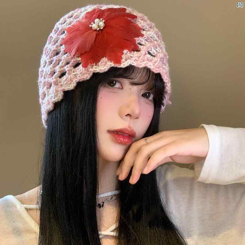 レディースファッション　ファッション小物　オシャレ 羽 花 ニット 帽子 手編み ピンク トゥ キャップ 大きい頭囲 顔 小柄 プルオーバー ハット す