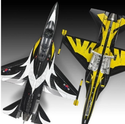 [1/48スケール] ROKAF T-50B「ブラックイーグルス」,アカデミープラモデル #12242 5,384円