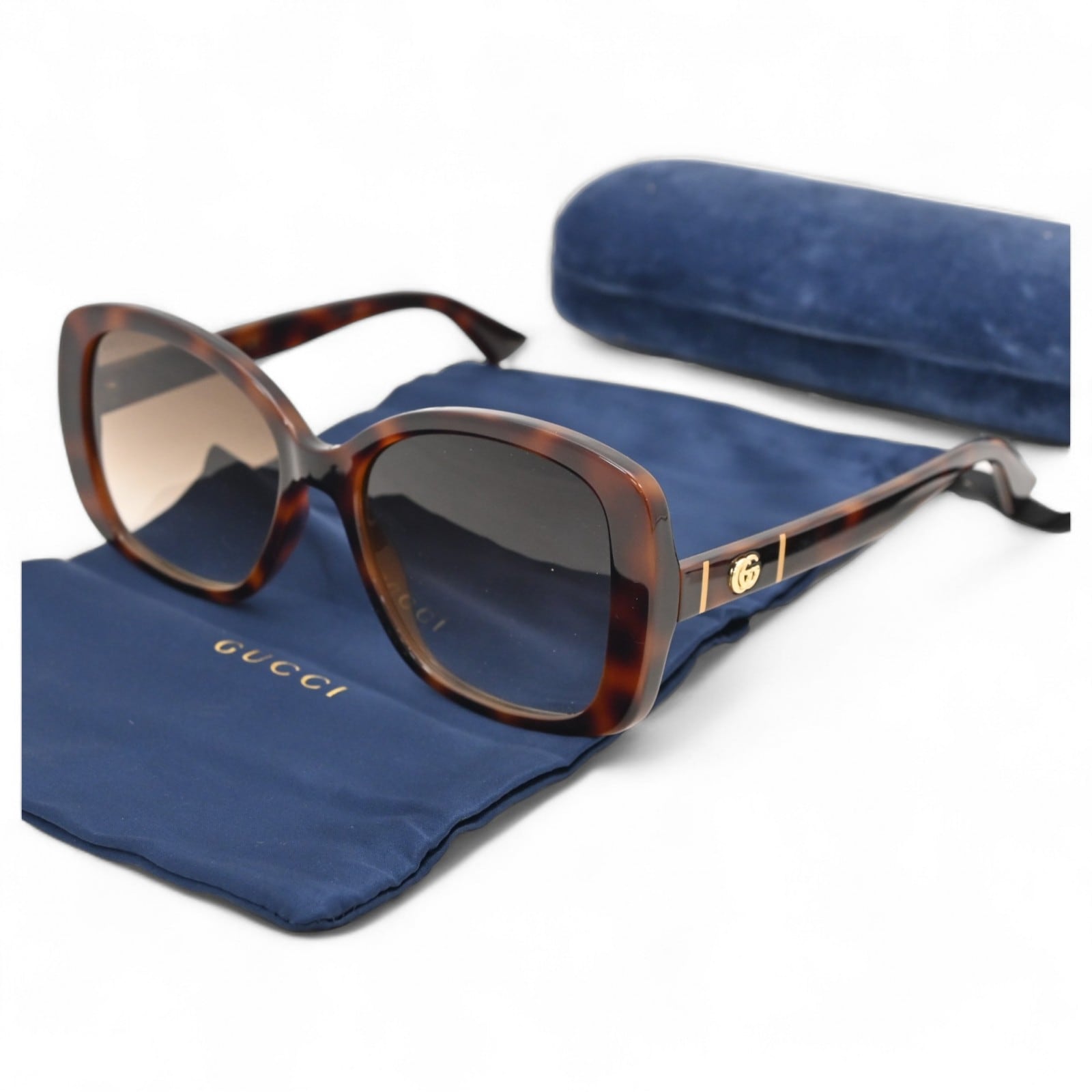 グッチ サングラス GGメタルロゴ ビッグフレーム Aランク gu0216ee 22,350円