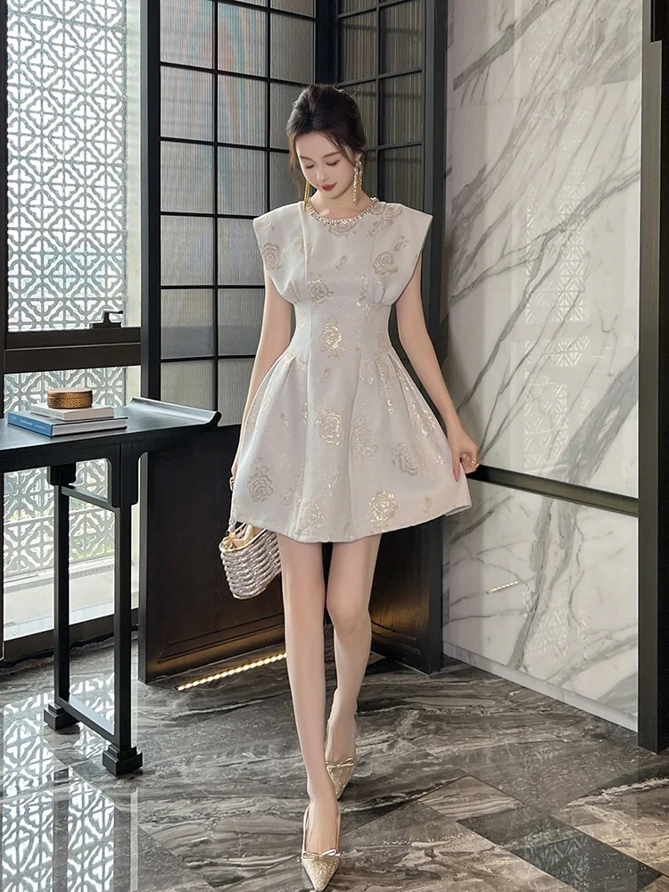 【JY.上品】 2025夏新品 刺繍 ショートワンピース ノースリーブ ドレス パーティー キャバ 大人 同窓会 披露宴 卒業式 結婚式 演奏会 ウェディング 二次会 メガ割