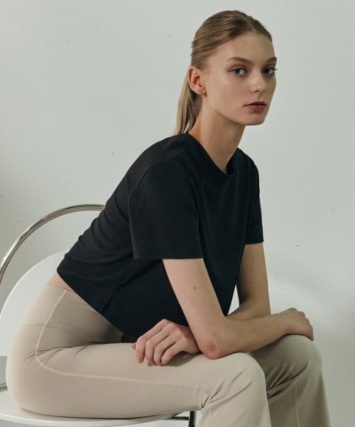 Deviwear ベーシック クロップド 半袖 Tシャツ ブラック DEVI-T0109