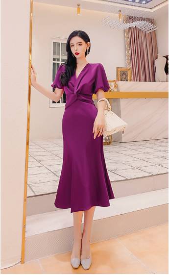 レディースドレス サテン ワンピース 半袖 パフスリーブ 膝丈 ミディ丈 ファスナー ウエストシェイプ Vネック フレアスカート 春 夏 大人可愛い きれいめ おしゃれ お洒落 エレガント ドレス