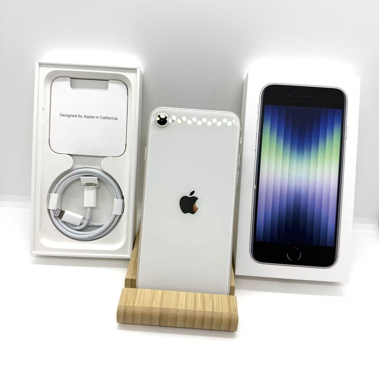 [中古 Aランク] SIMフリー iPhone SE 第3世代 64GB スターライト MMYD3J/A 美品