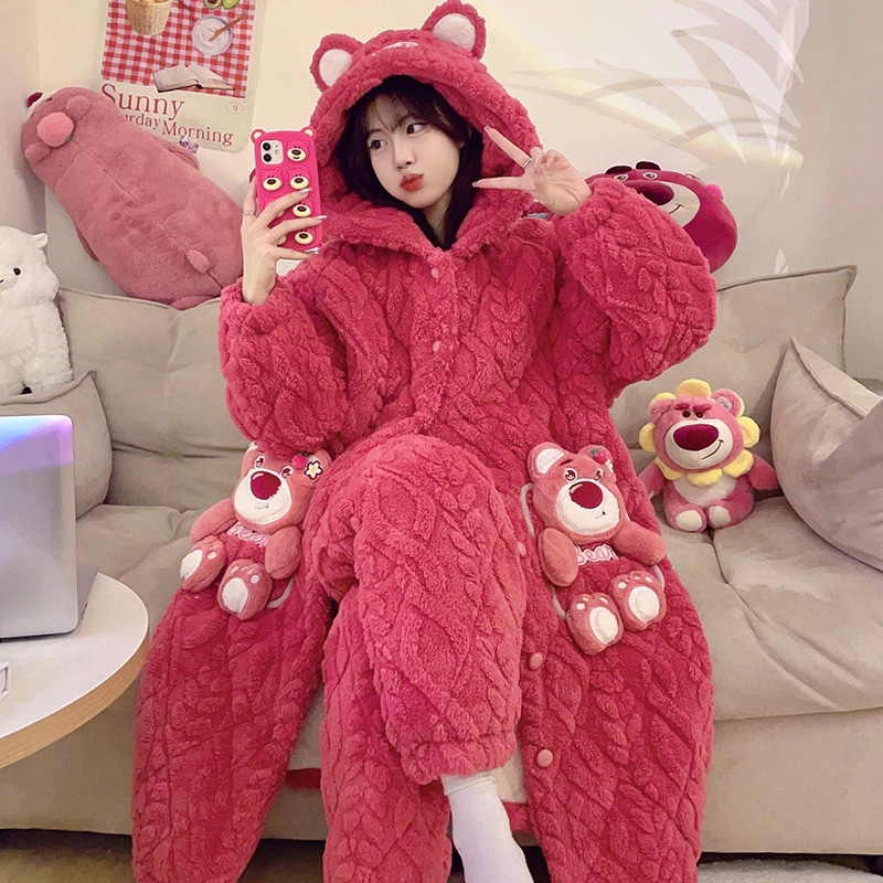 サンゴのベルベットの寝衣の女性の秋冬のベルベットの厚い3層の綿入れの上着の新しい冬のパジャマの家の服