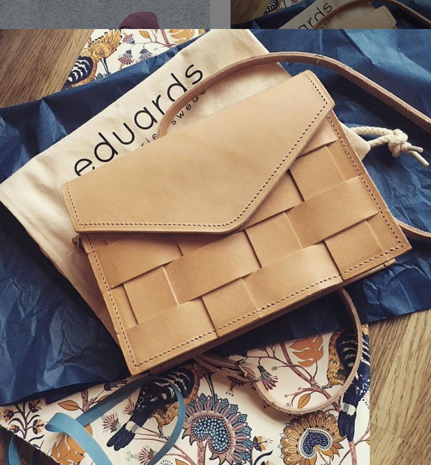 使い勝手の良い crossbody mini Eduards brand Swedish Bag/Italy Bag Leather/Mini Tanned Vegetable ボディバッグ