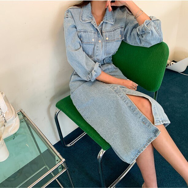 ワンピース 長袖 春夏 カジュアル ロング シャツワンピース デニムワンピース 膝丈 ひざ丈 膝下 ミモレ丈 襟付き ポロカラー タイト 細身 ストレート ウエストマーク ボタン 青 ブルー 大人カラ