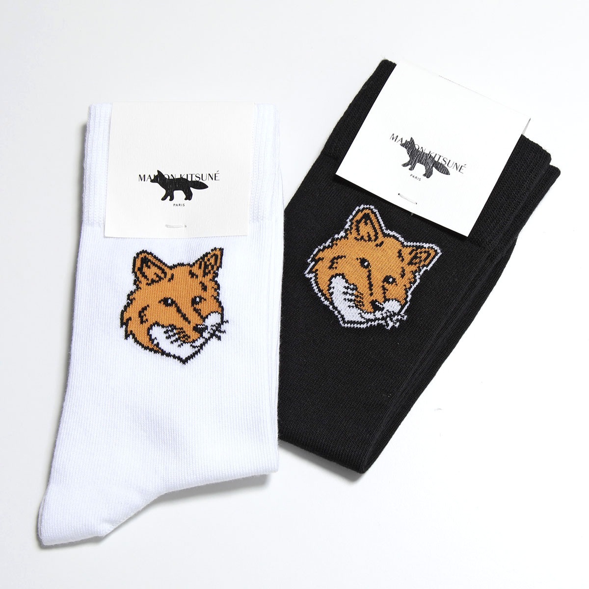 MAISON KITSUNE メゾンキツネ ソックス FOX HEAD SOCKS フォックス ヘッド MM06401 MM06402 KT0010 レディース ロゴ 靴下 カラー2色 5,193円