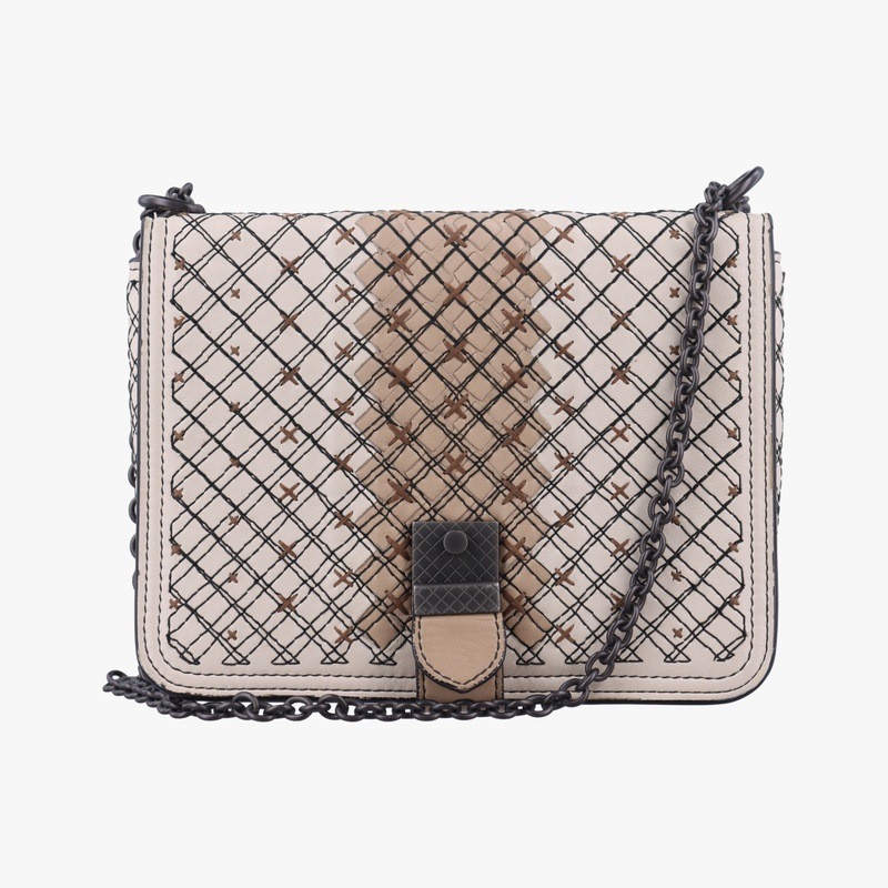 イントレチャートブラウン×ホワイト×ベージュレザーB06323601P中古 39,000円