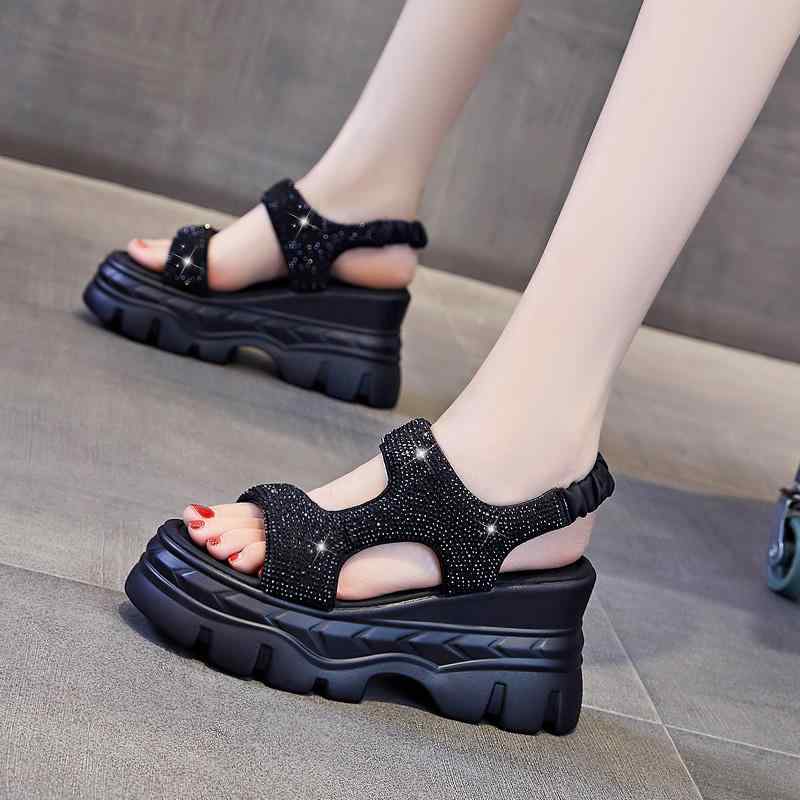 厚底 スポーツサンダル ラインストーン 黒 白 韓国系 レディース サンダル クロコ型押し かっこいい 大人可愛い ブラック ホワイト キラキラ ビジュー クリスタル ウェッジソール 脚長 身長アップ 5,200円