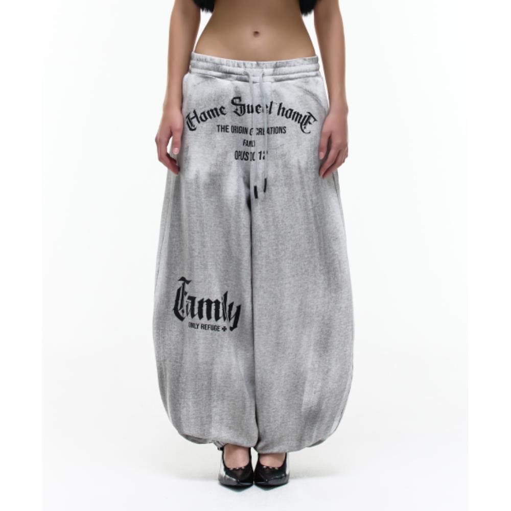 OPUS0012 Op 08 SWEET FAMILY BALLOON SWEAT PANTS DIRTY WH
