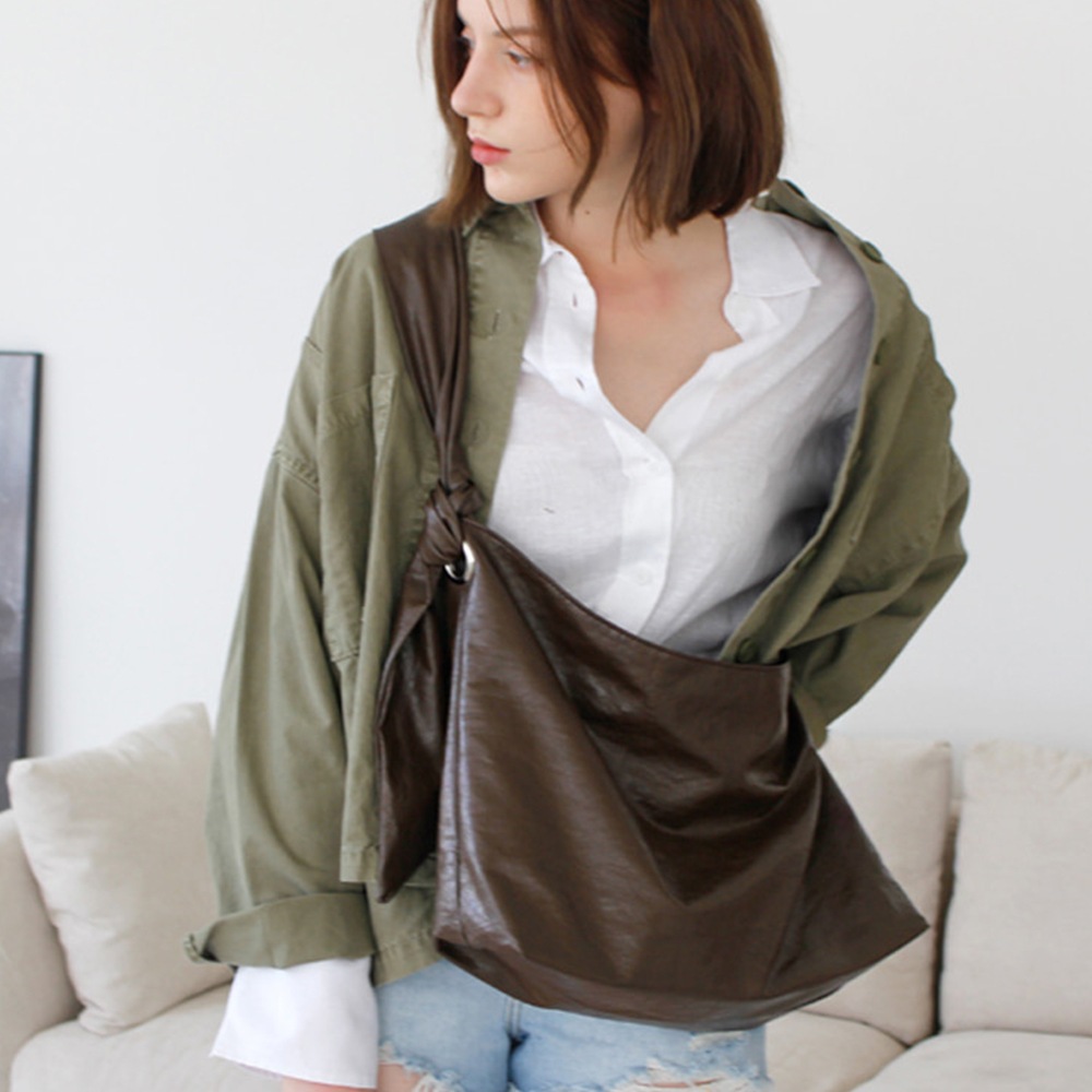 LOIバッグ ブラウン