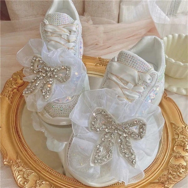 新品スニーカー レディース シューズ 靴 スリッポン レース 花柄 キャンバス 透け感 通気 耐摩耗性 滑り止め 疲れない 歩きやすい シンプル シューズ プラットフォーム カジュアル 通学 通勤 旅