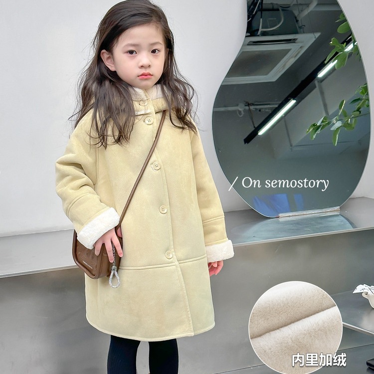 女の子分厚コート2024秋冬新スタイル子供ベルベットコート韓国風外国トップス子供アウタートレンド
