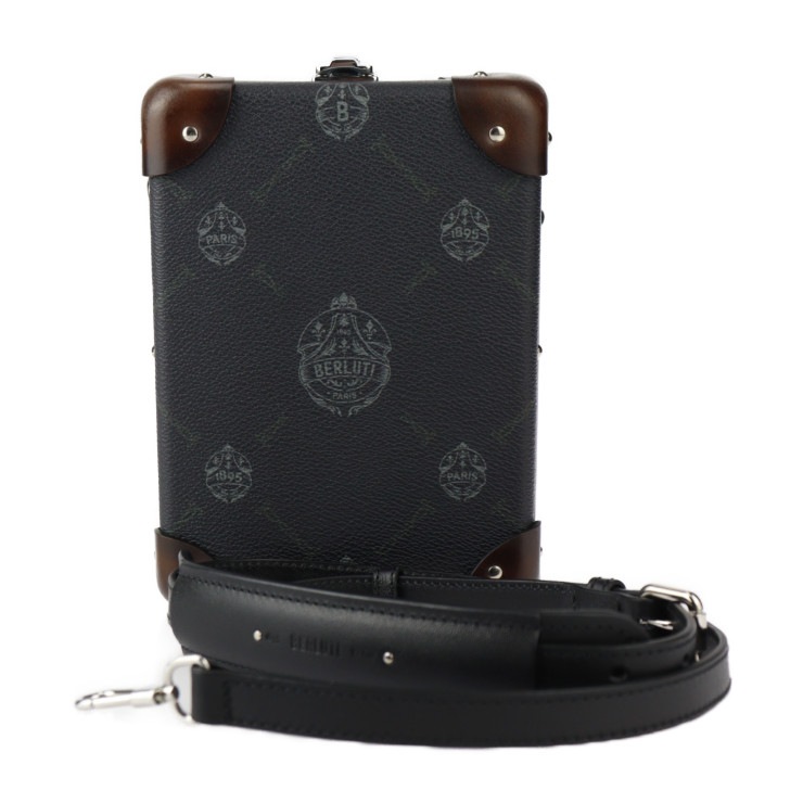 超美品 ベルルッティ メッセンジャーミニ グローブ トロッター コラボ ショルダーバッグ PVC レザー 黒 茶色 【本物保証】