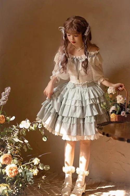 フリルオフショルダーセットアップ 日常生活 かわいい ロリータ 10代 20代 女の子 トップス ブラウス スチューデント スウィート スーツ