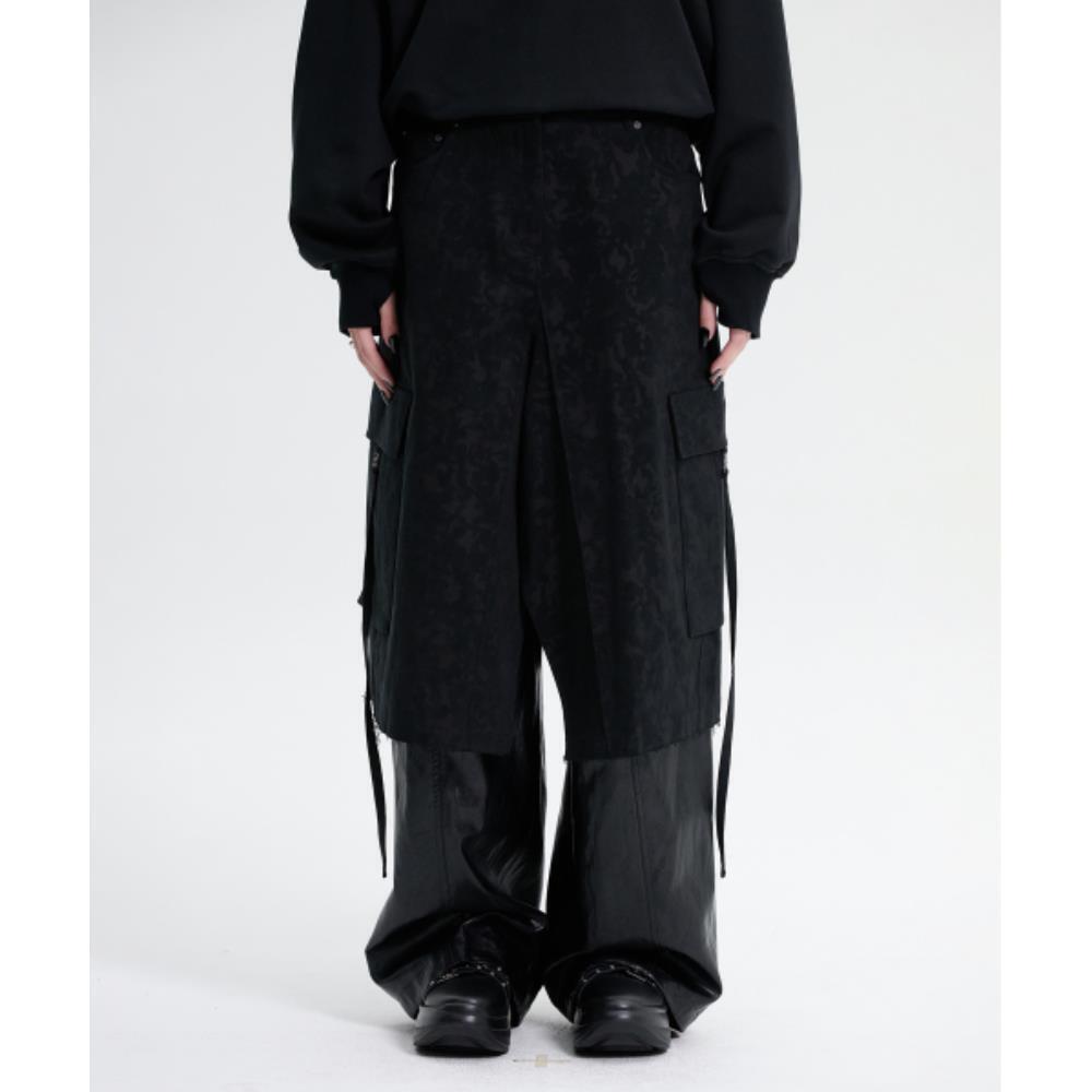 TREEMINGBIRD Camo Bermuda Cargo Skirt Black TM2579SK00