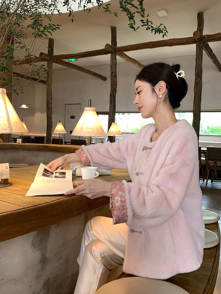 ミンクカシミヤ100% ファージャケット レディース ショート丈 ピンク フリーサイズ 秋冬 防寒 軽量 高級感 ふわふわ おしゃれ 大人可愛い カジュアル スエード裏地