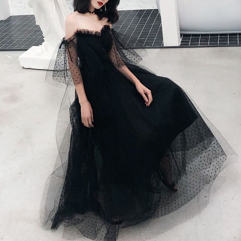 イブニングドレス ホルターバック ブラック レトロ ドレス 誕生日パーティー パーティー パフォーマンス バンケット ふくらんでいる小さなドレス 5,321円