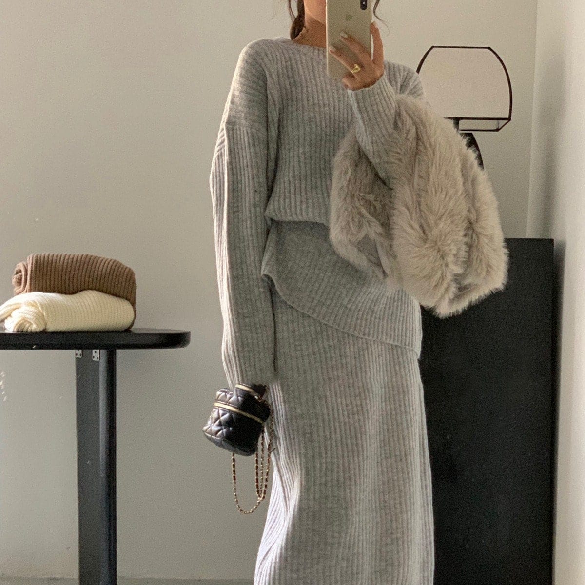 パンツロングパンツ怠惰な風のゆるい丸首セーターのスカートセット女性秋冬の柔らかいモチモチとしたニットウェアの2セット