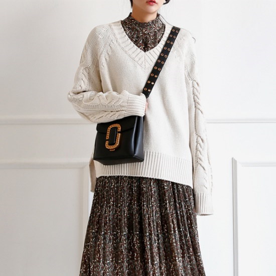 イニクのジョエル・V KNITニート ニット/セーター/ニット/韓国ファッション イニクのジョエル・V KNITニート ニット/セーター/ニット/韓国ファッション