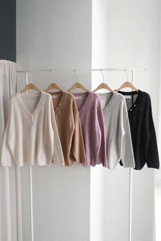 Uネック デイリー シャロン ニットTシャツ