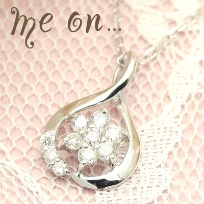 me on... K10ホワイトゴールドドロップフラワーモチーフ天然ダイヤモンドネックレス 発送目安：２３週間 26,796円