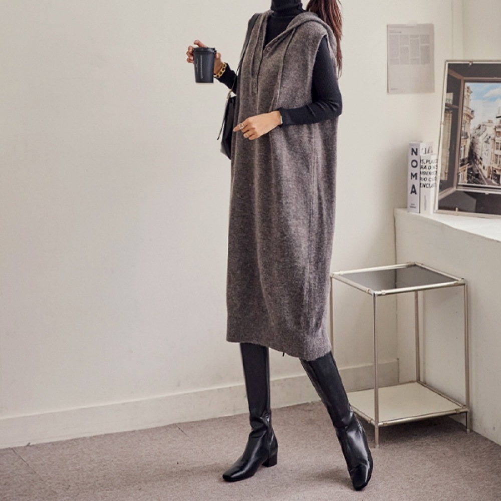 （NAK21）（5588）ハーフオープンネックフード付きロングニットワンピースNK43-O-1