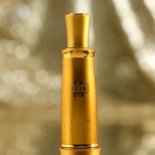 白玉生(baekoksaeng) 明鏡止水HMFスキンバイタルライザー 150ml : 千種山参カルス : 90100年の野生の千種人参の根の組織から採取した人参幹細胞を無菌状態で4560日間培