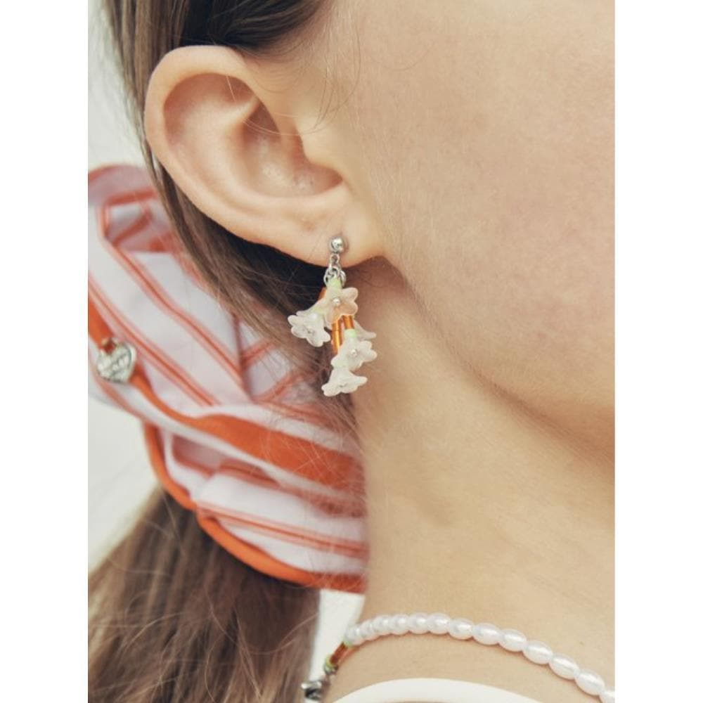 VINTAGE HOLLYWOOD Bellflower Earrings VH2336EA013B