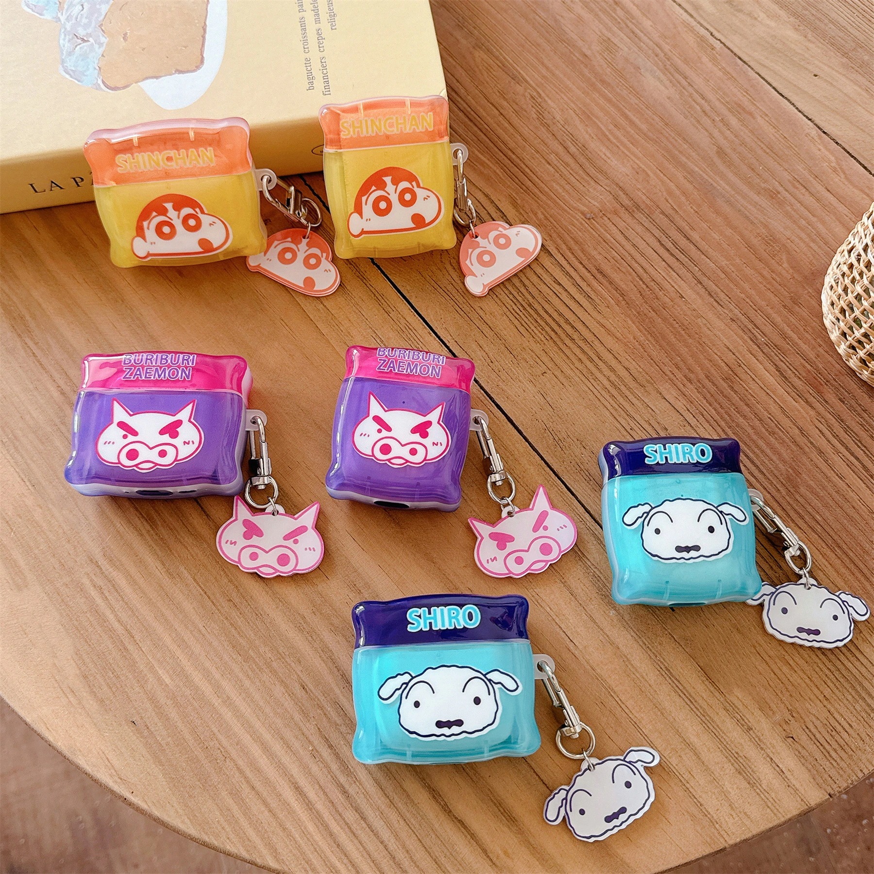 【20点セット】【送料無料】アニメしんちゃんキャラクターのアイコンairpodspro 2アップルワイヤレスBluetoothヘッドセット1234世代保護ケース