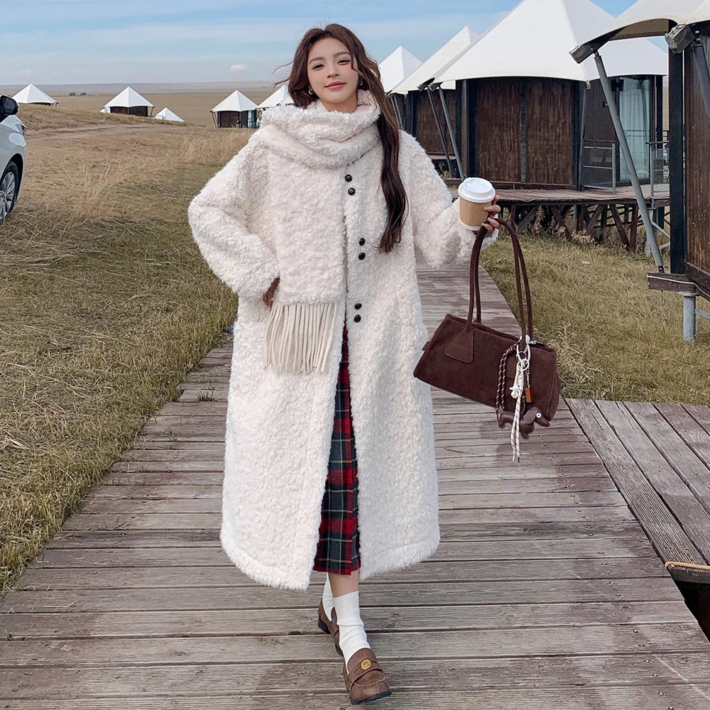ファッションマフラー子羊のウールのコート2024新しいベルベット厚くファーワンツイードコート