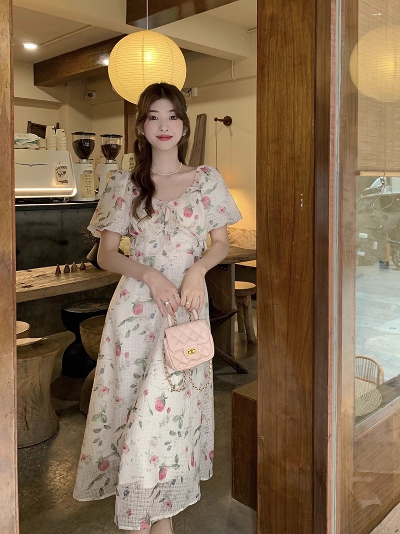 フレンチ スタイル スタイル 夏 ドレス デザイン エッジ シフォン 花柄 ネクタイ ドレス 個性的 ワンピース 袖あり 半袖 パフスリーブ 襟なし かわいい 上品 おしゃれ お洒落 ラブリー 5,796円