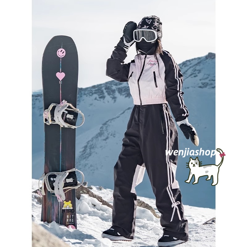 スノーボードウェア 2024 2025 上下セット メンズ レディース アウター ジャケット パンツ ズボン セットアップウィンタースポーツ 韓国風 防水防寒 スノーウェア スキーウェア スノボウェア