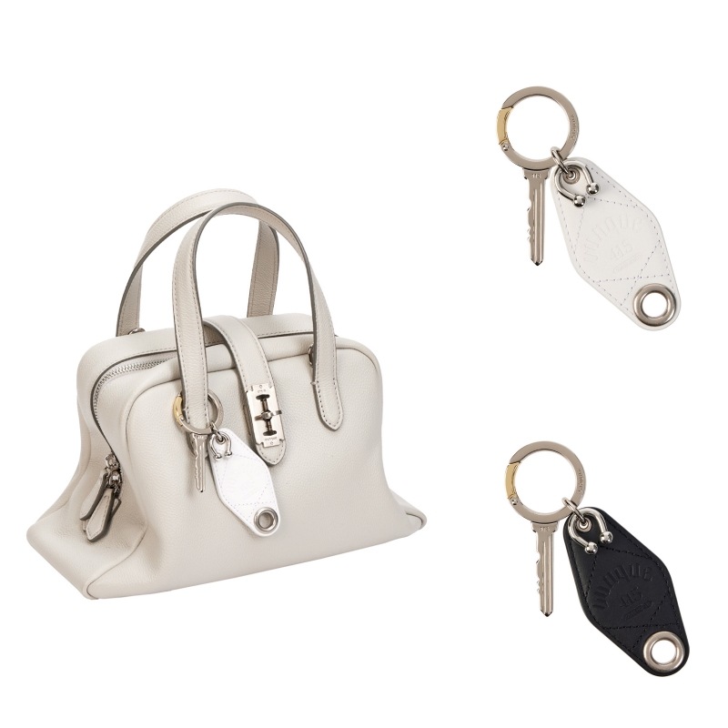 【VUNQUE】 UNLOCK RIDER CHARM : 2COLORS