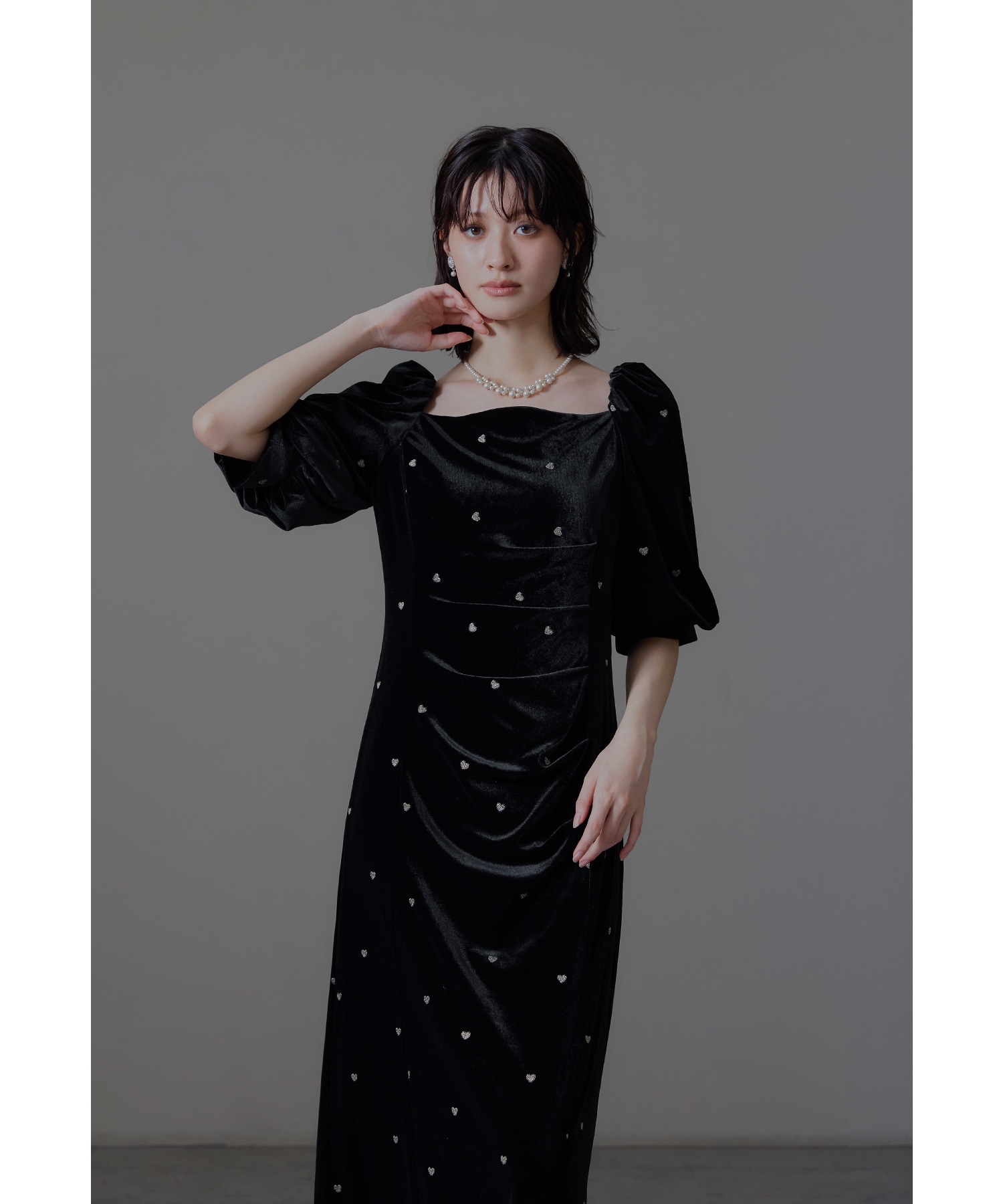 スイートハートベロアドレス パーティードレス 結婚式 ドレープ パフスリーブ ボリューム袖 フレア ロング丈 袖あり 五分袖 お呼ばれ パーティー 二次会 披露宴 謝恩会 成人式 同窓会 卒業式