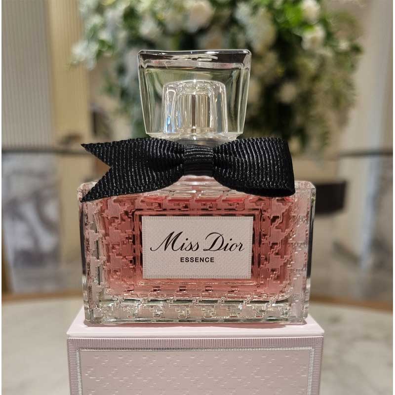 ミス ディオール エッセンス（パルファン）35ml