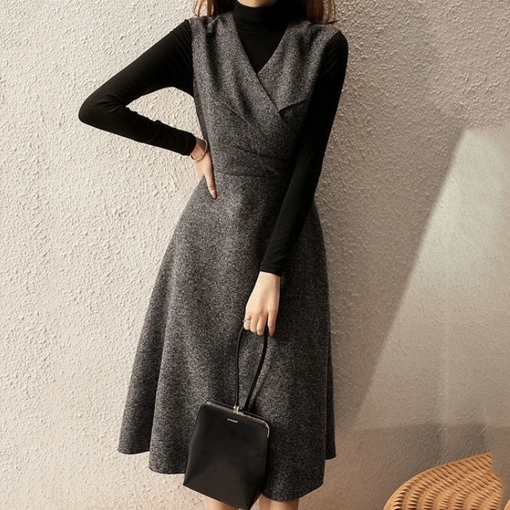 【人気上昇中】 フェミニン Vネック Aライン ハイウエスト ノースリーブ エレガントワンピース レディース 秋冬