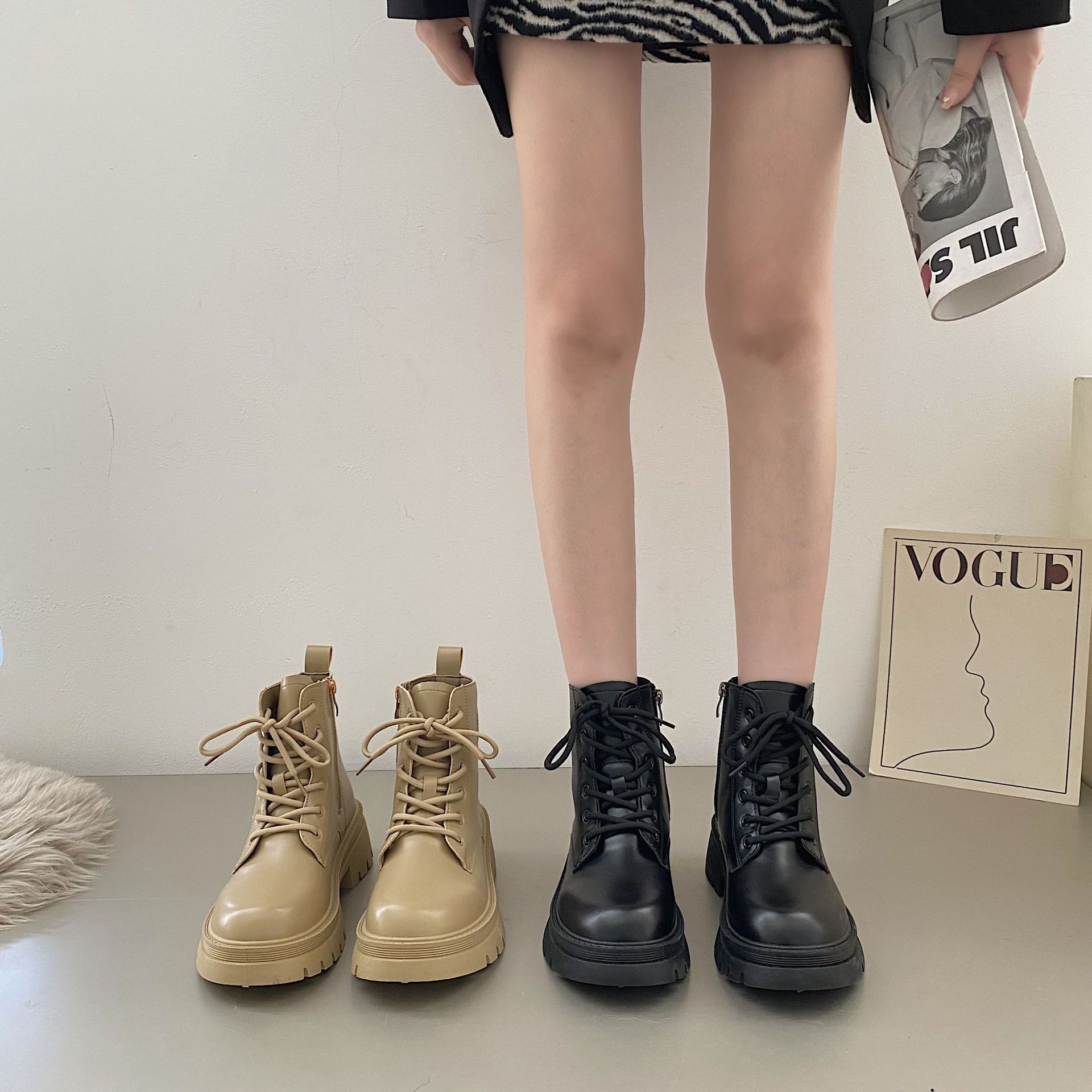 ショートブーツ 流行り マーデ今週の割引は 25% オフですィンブーツ おしゃれ 着痩せ 厚底 レトロ 英伦 百掛け サイドファスナー