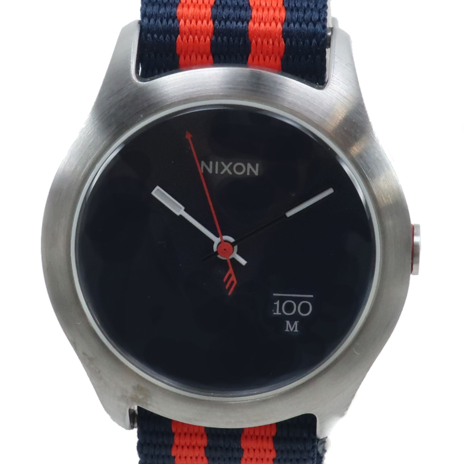 NIXON The Quad ニクソン ザ クアッド A334 1152 腕時計 ステンレススチール ナイロン シルバー 紺 クオーツ アナログ表示 メンズ ネイビー文字盤 中古品 A+ランク
