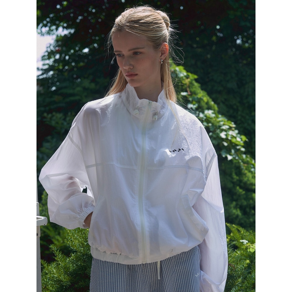 IJIACTIVE 軽量ウインドブレーカーホワイト