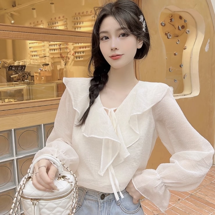 トップス ブラウス 袖あり 長袖 ホルンスリーブ Vネック 襟なし フリル リボン 透け感 シースルー ポリエステル 薄手 かわいい 大人可愛い シンプル 大人 おしゃれ お洒落 大人女子 キュート