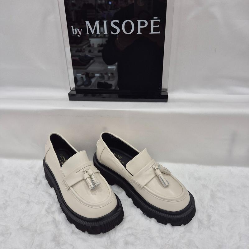 By 女性 チャンキーソール タッセル ローファー 112HT419DT008 IVORY 4 JJ