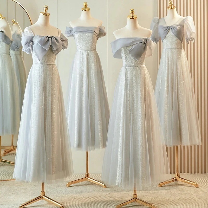 グレーの新春秋冬シニアセンスのドレスのウェディングドレス