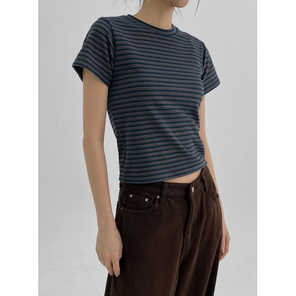 ブラックアップフーイト起毛ストライプショートスリーブ T シャツ