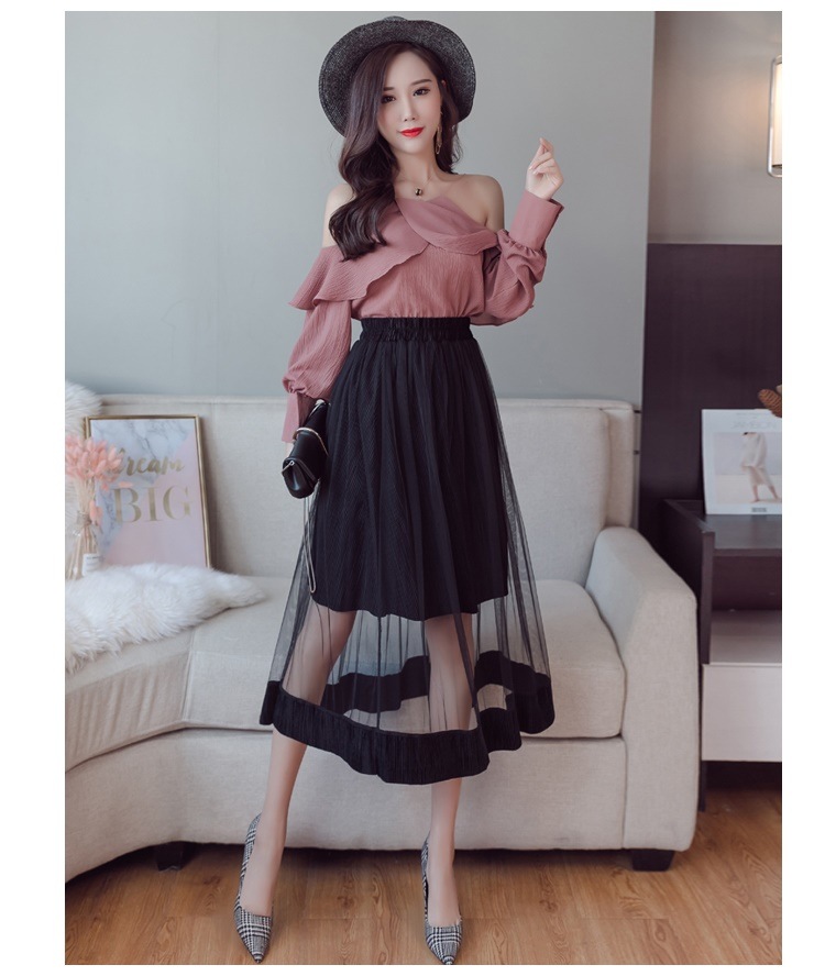 3121.プリーツロングチュールスカート（ブラック）