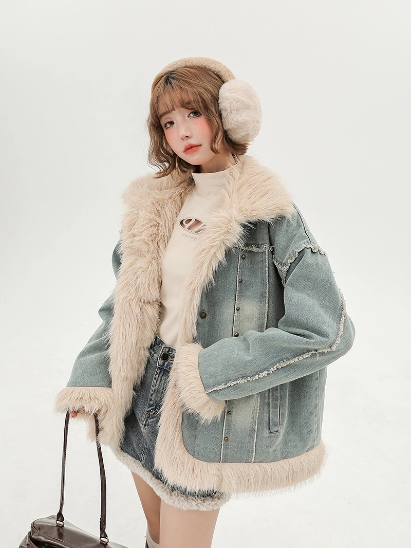 秋冬防寒 あったか 中綿 アウター 韓国風スタイルアップかわいい ブルゾンファー付きファッション系裹起毛大人ゆったりカジュアルストリートサイズレディースムートン襟ゆるダボ シルエット学生丈薄藍のエコ