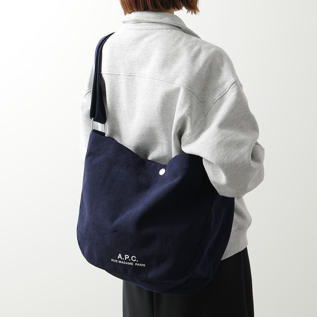 APC A.P.C. アーペーセー ショルダーバッグ besace journal ベサス ジャーナル PSALI M61939 レディース コーデュロイ 鞄 IAK/DARK-NAVY