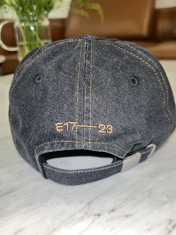 ☆新品！emis エミスBTS JIN 着用 BLUE/NAVY☆ - メルカリ