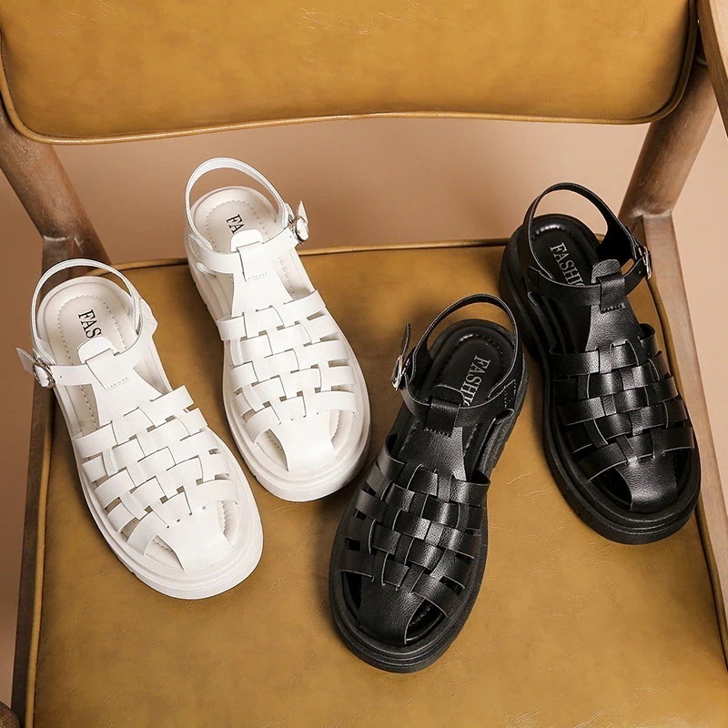 【即納】Tストラ 編み込みストラップサンダル スナップボタン 厚底 白 サンダル レディース グルカサンダル